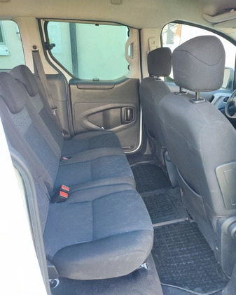 Peugeot Partner cena 39999 przebieg: 208000, rok produkcji 2016 z Proszowice małe 529